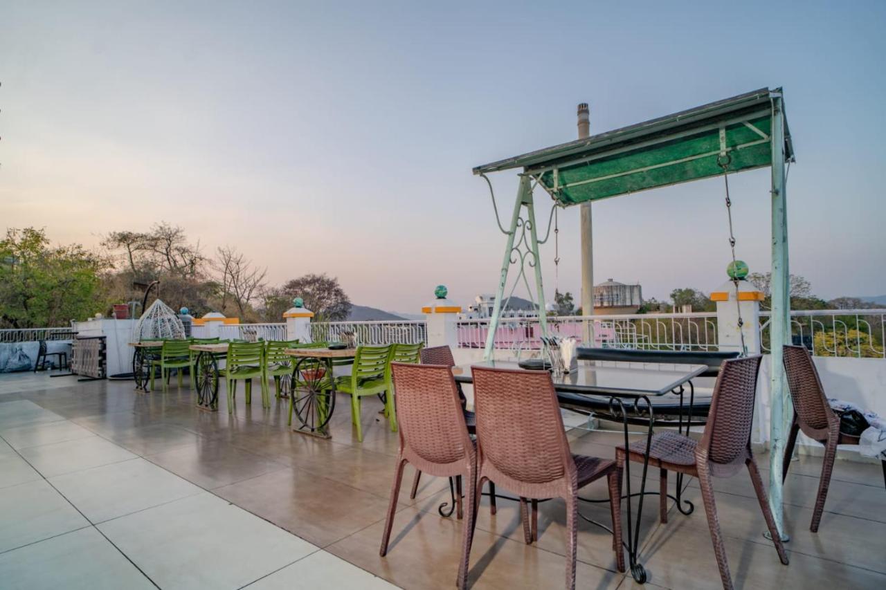 Hotel Ambavgarh Palace Udaipur Dış mekan fotoğraf