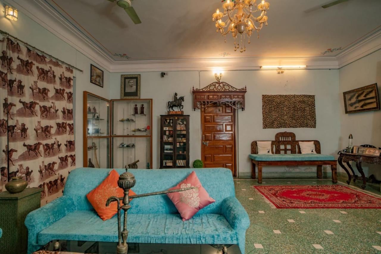 Hotel Ambavgarh Palace Udaipur Dış mekan fotoğraf