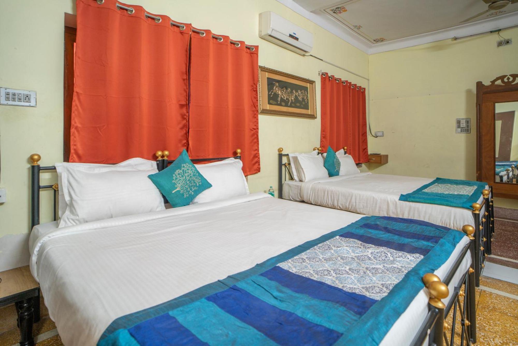Hotel Ambavgarh Palace Udaipur Dış mekan fotoğraf