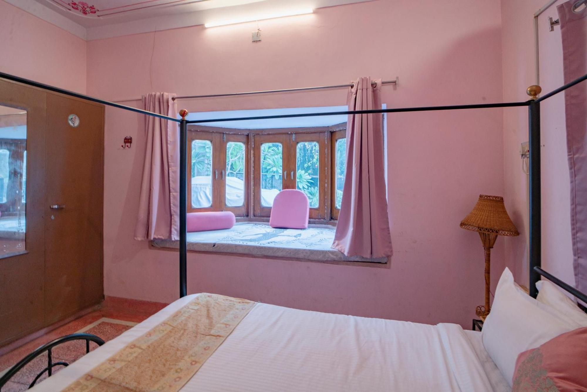 Hotel Ambavgarh Palace Udaipur Dış mekan fotoğraf