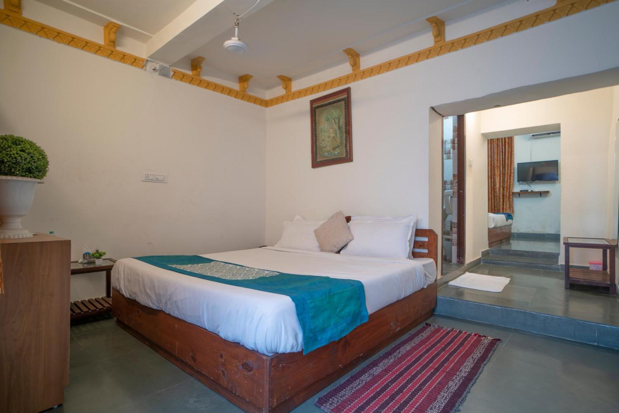 Hotel Ambavgarh Palace Udaipur Dış mekan fotoğraf