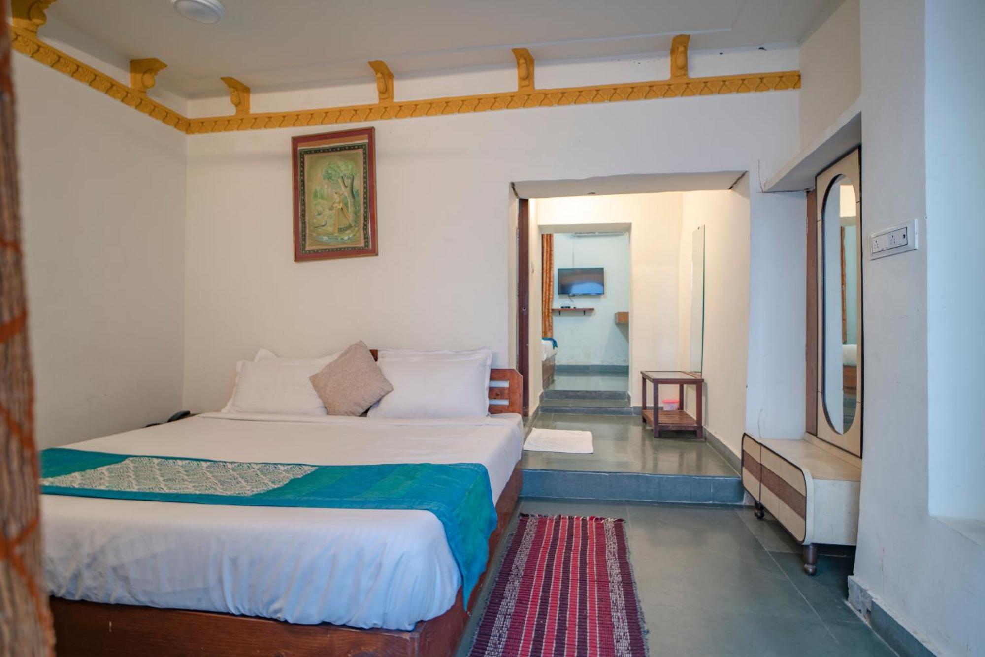 Hotel Ambavgarh Palace Udaipur Dış mekan fotoğraf