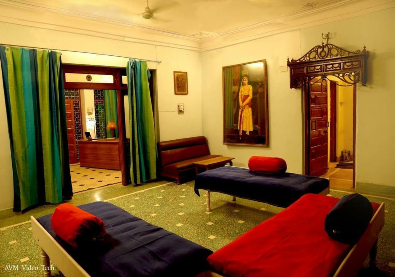 Hotel Ambavgarh Palace Udaipur Dış mekan fotoğraf