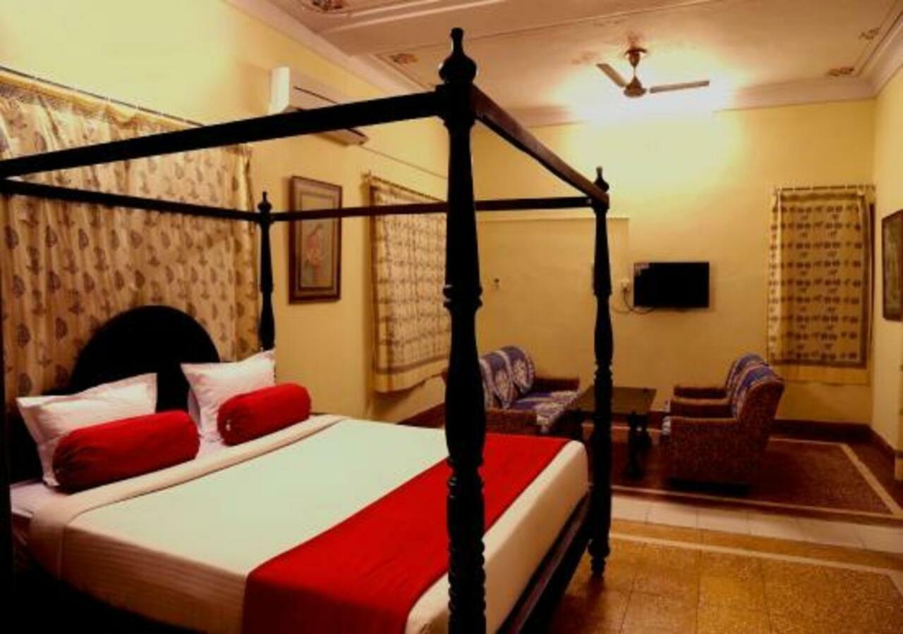 Hotel Ambavgarh Palace Udaipur Dış mekan fotoğraf