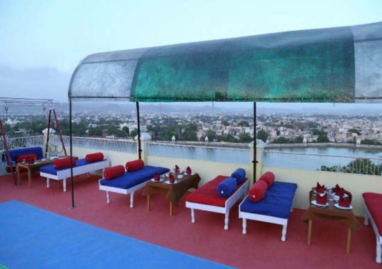 Hotel Ambavgarh Palace Udaipur Dış mekan fotoğraf