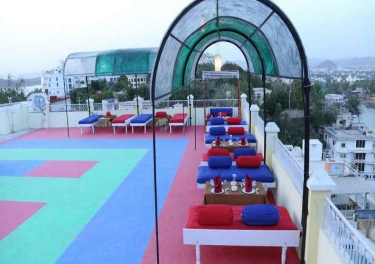 Hotel Ambavgarh Palace Udaipur Dış mekan fotoğraf