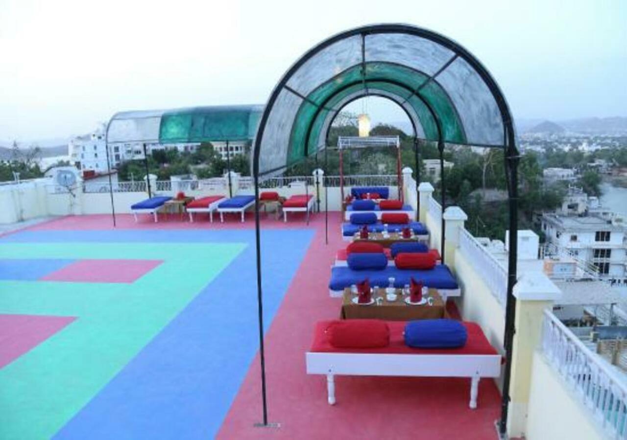 Hotel Ambavgarh Palace Udaipur Dış mekan fotoğraf
