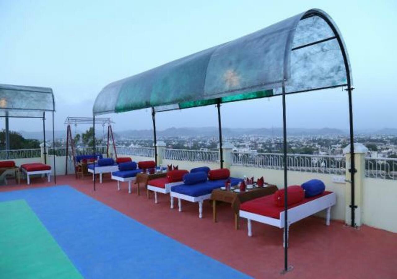 Hotel Ambavgarh Palace Udaipur Dış mekan fotoğraf